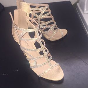 size 8.5 with a 4 inch heel worn one time